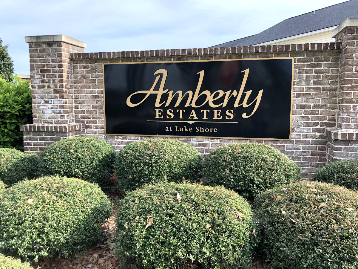 Amberly Estates Entrance